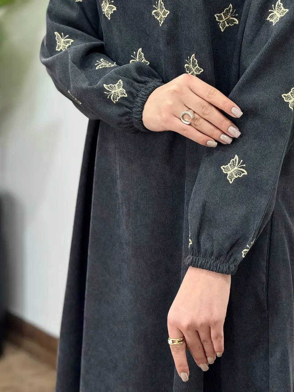 پیراهن مانتویی گلدوزی پری